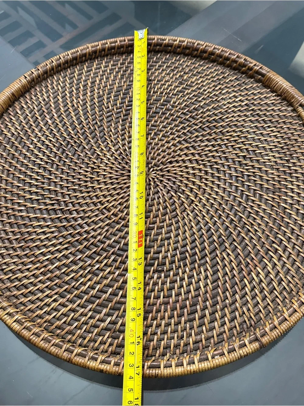 Vintage Pampered Chef Woven Selections Wicker Rattan 17” Round Serving Tray